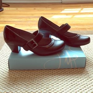 Life Stride Rosalyn Black Heels - Size 9